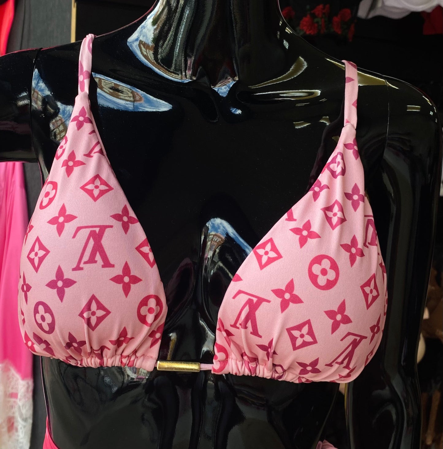 Bikini inspired in LV