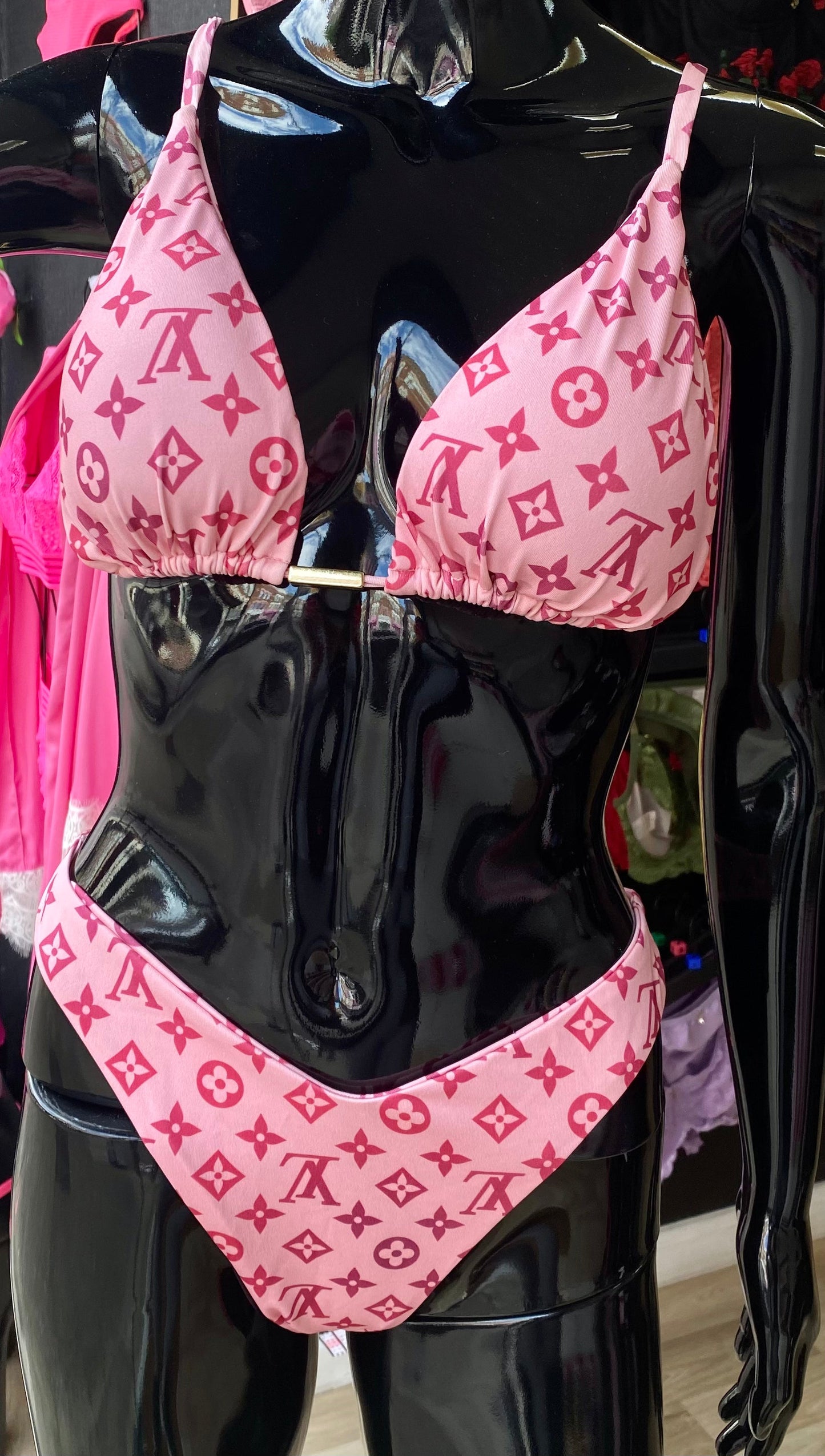 Bikini inspired in LV