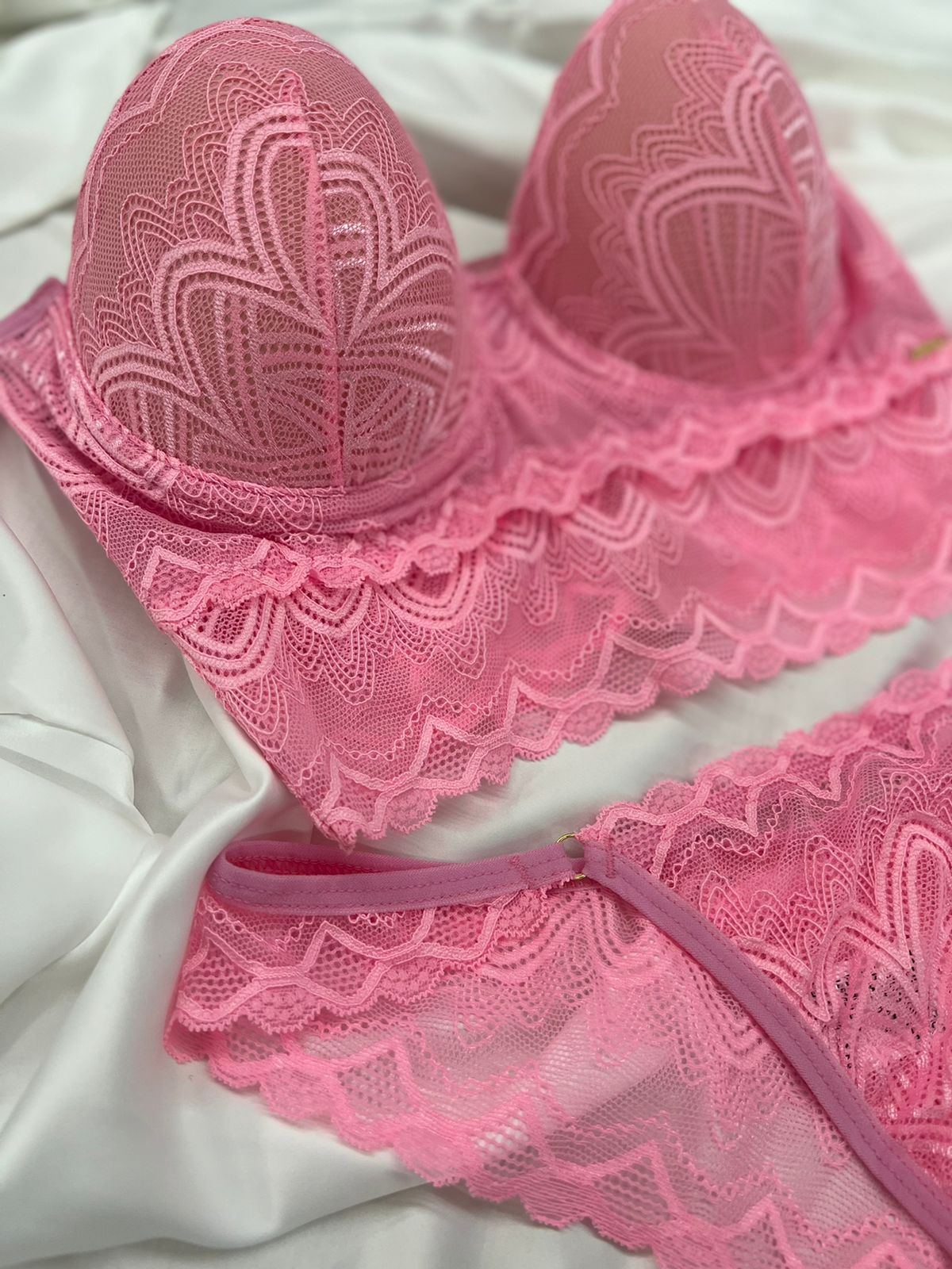 Set cropped pink tea